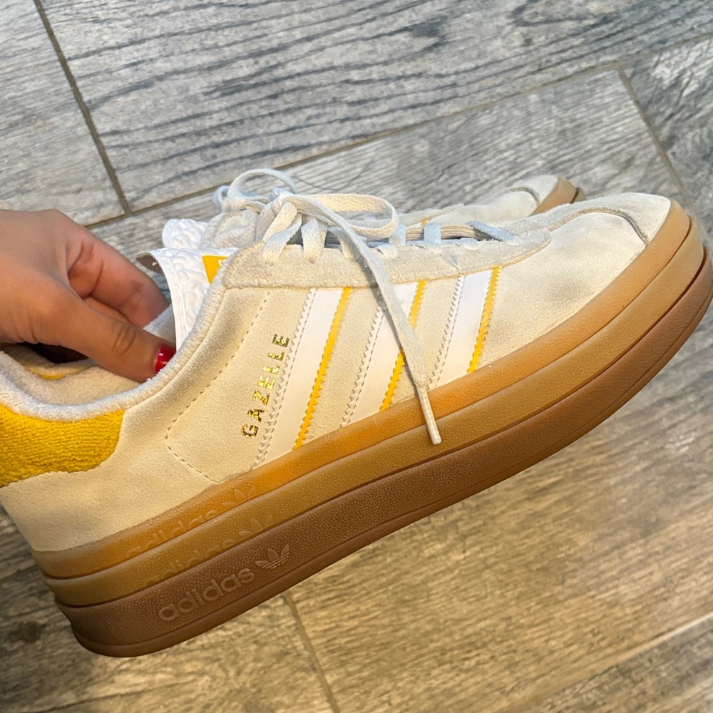 Adidas Gazelle White and Yellow Shoes